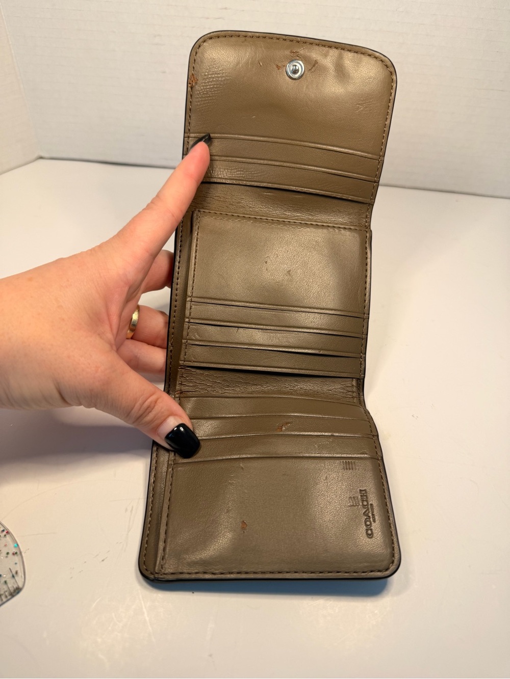 Coach Colorblock Small
Trifold Wallet - Picture 3 of 8